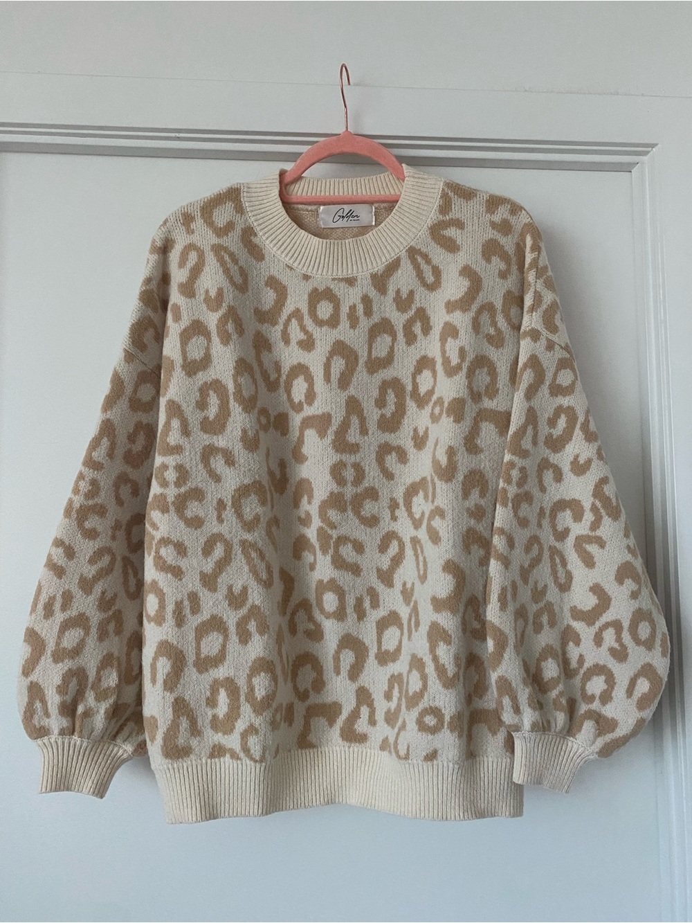 Golden by Elle’s l Cozy Neutral Leopard Crewneck Sweater - Oatmeal/Tan